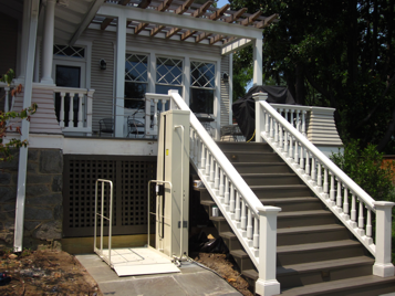 Mac's Lift PL-50 Vertical Platform Lift