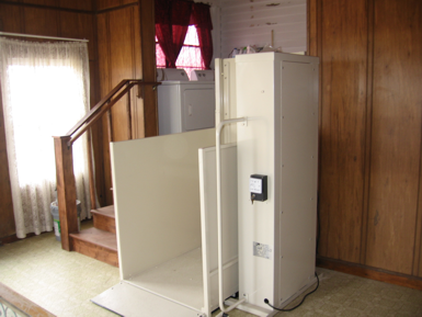 Mac's Lift PL-50 securely anchored